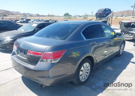 2011 Honda Accord 2.4 Lx z USA, uszkodzony, nr VIN 1HGCP2F34BA136779